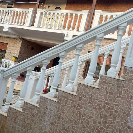 Nori House Hotel Vlore Exterior photo