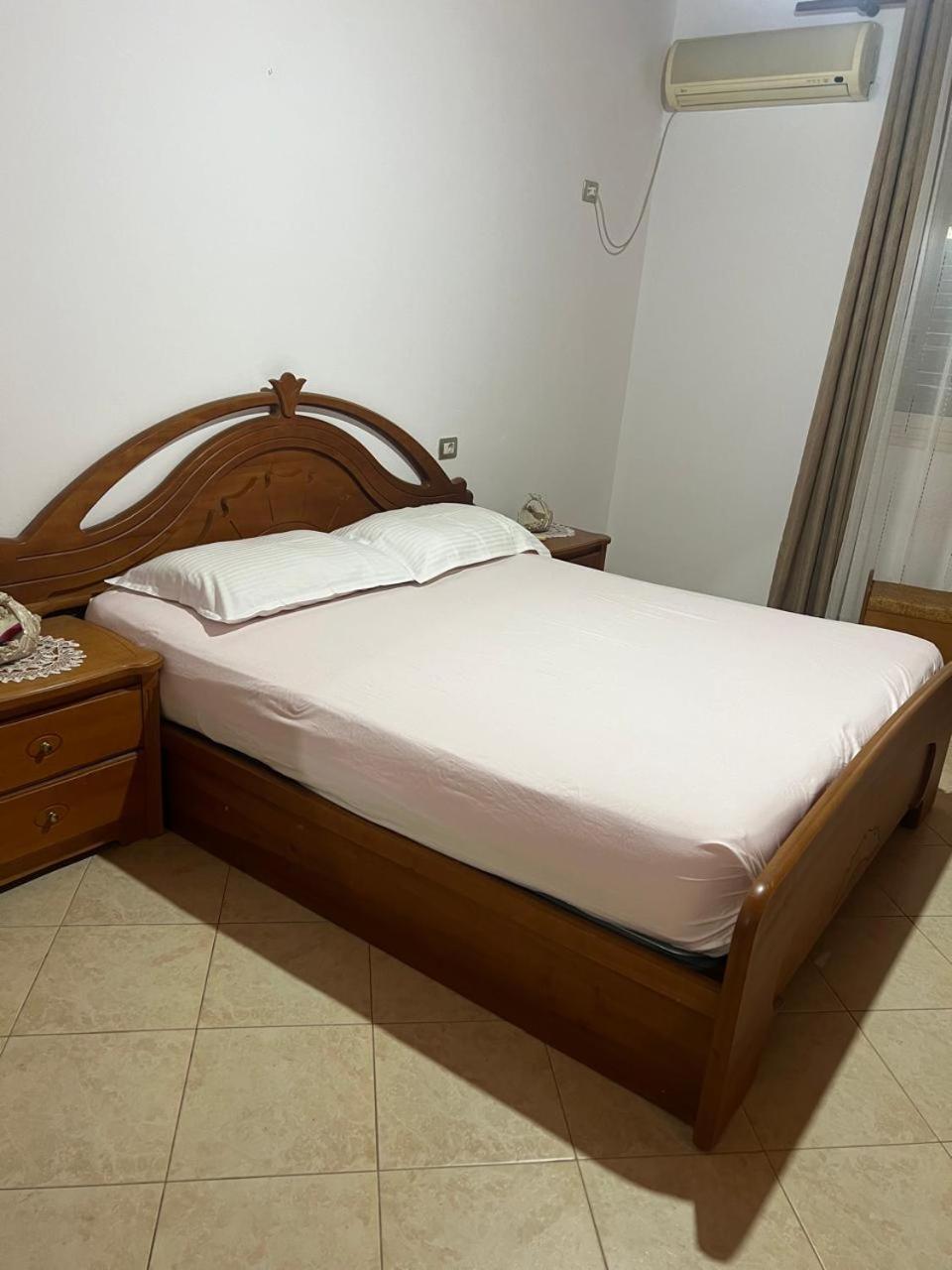 Nori House Hotel Vlore Exterior photo